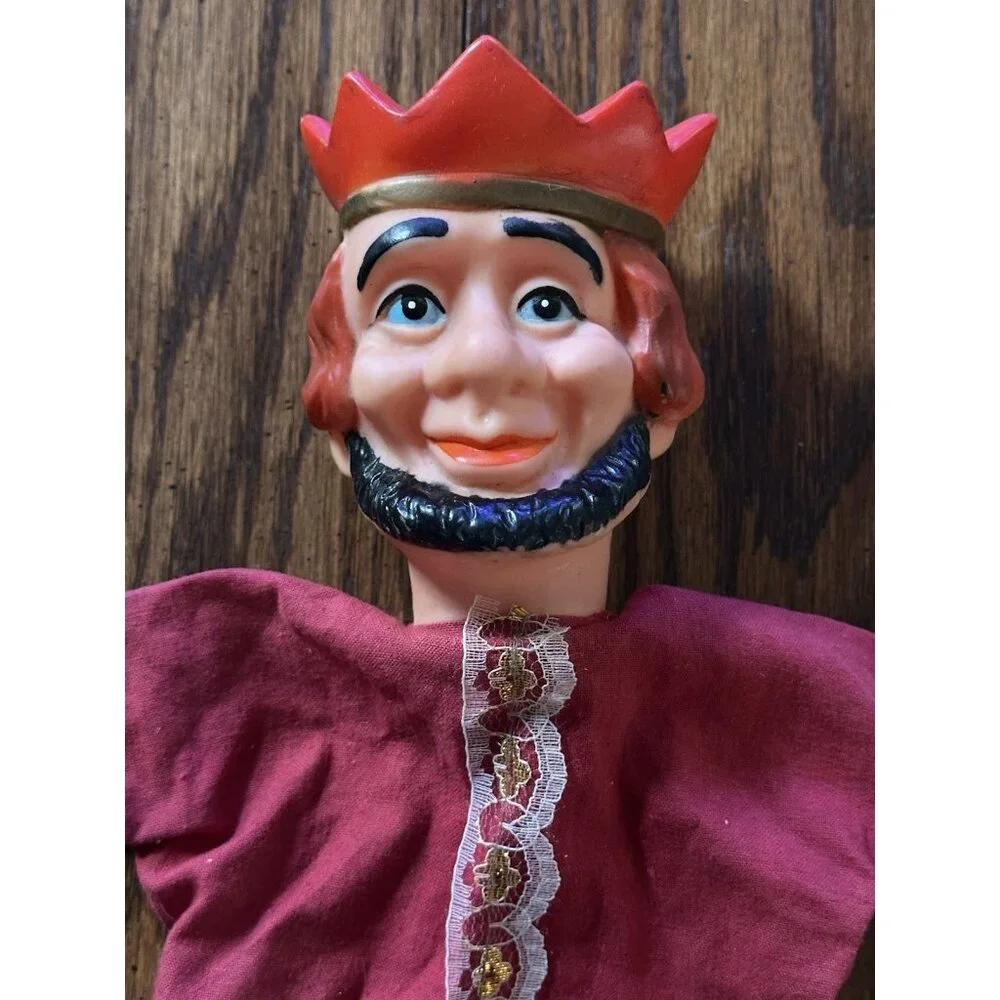 Vintage King Hand Puppet Rubber Head Red Robe King‎ Friday